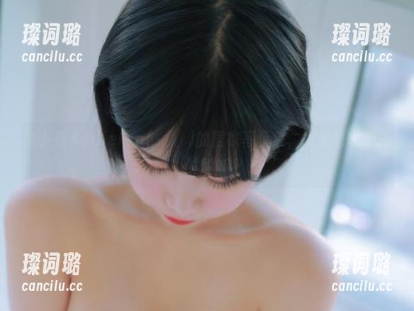 别小看Addielyn(에디린)的居家写真集，家里也能拍出时髦感