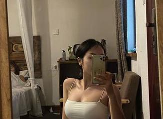 微密圈 – 黑色叠加，Cool文茜最新写真集里的优雅与俏皮！
