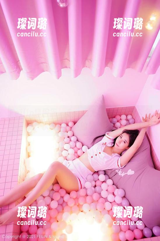 Feilin嗲囡囡-Egg_尤妮丝 Feilin嗲囡囡 - Egg_尤妮丝的浴室合集:水雾缭绕下的颠覆与低调