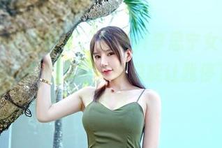 Feilin嗲囡囡 – “SiByl李思宁女仆”在线图片，有些套路，但总能让我停下来一阵观望。