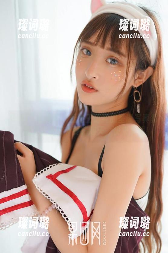 GIRLT果团网-王语纯 GIRLT果团网 - 看完王语纯的圣诞写真集,我决定圣诞节要嗨翻天,快来下载!