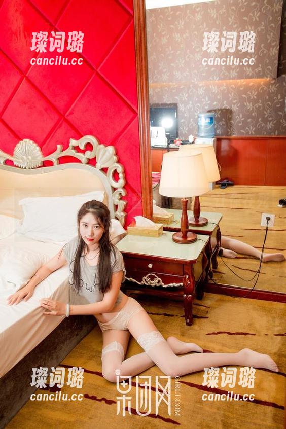 GIRLT果团网-酸酱兔 GIRLT果团网 - 酸酱兔的美图:让你在死库水中‘沉迷’不觉!