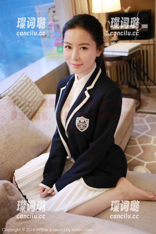 MFStar模范学院-SiByl李思宁 MFStar模范学院 - SiByl李思宁学妹的原图不藏私,赶紧下载,这波Con回转有没有?