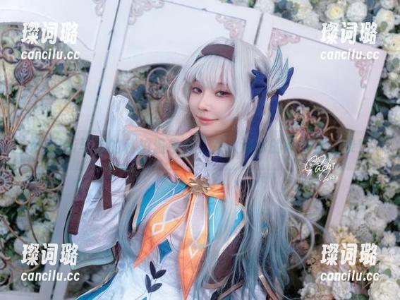 Machi马吉 Machi马吉的私拍温泉秀,双人泡水的趣味全记录!