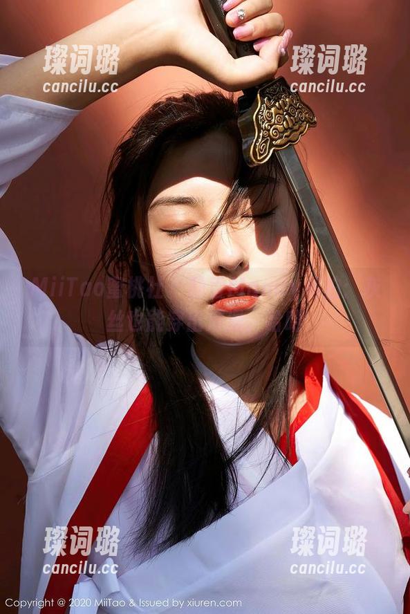 MiiTao蜜桃社-静香Mandy MiiTao蜜桃社 - 静香Mandy私拍:灰丝也能穿出浪漫、哈哈