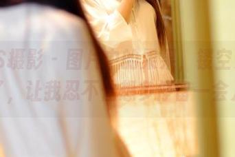 PANS摄影 – 图片中的果果，镂空元素太迷了，让我忍不住想多停留一会儿。