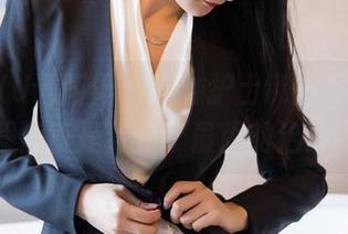XIAOYU语画界 – 这种护士制服写真，程程程简直是请到了最强的治疗师！