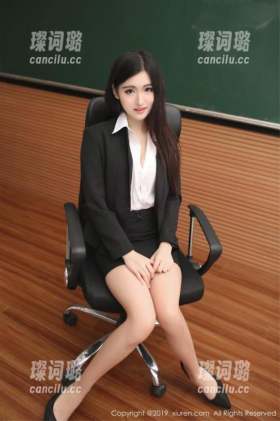 Xiuren秀人网-Nono酱 Xiuren秀人网 - Nono酱的校服写真:图文并茂,一个下载就能拥有的“二次元”幻影。