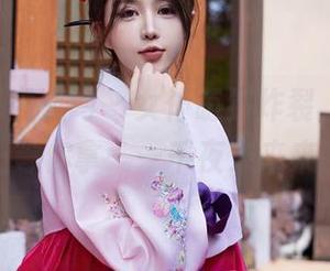 Xiuren秀人网 – 女仆萌到炸裂，福利图包正等你拿——千夜未来来啦！