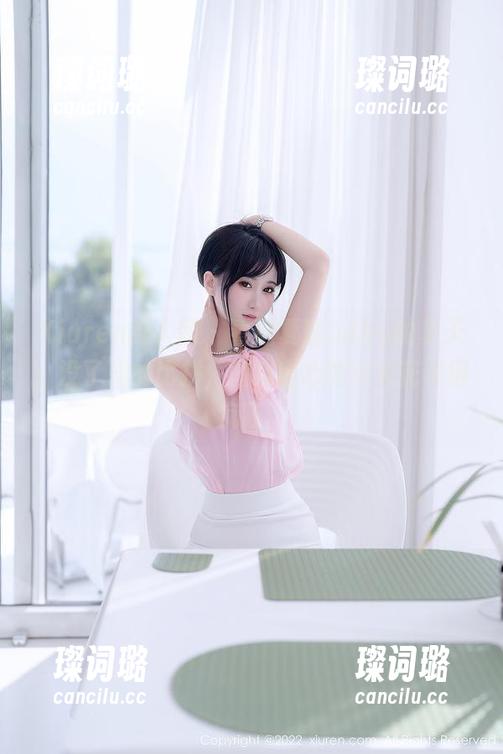 Xiuren秀人网-夏瑶baby Xiuren秀人网 - 看这夏瑶baby的夏天,没了光的比拼,图集内心的小火花闪得疯狂。