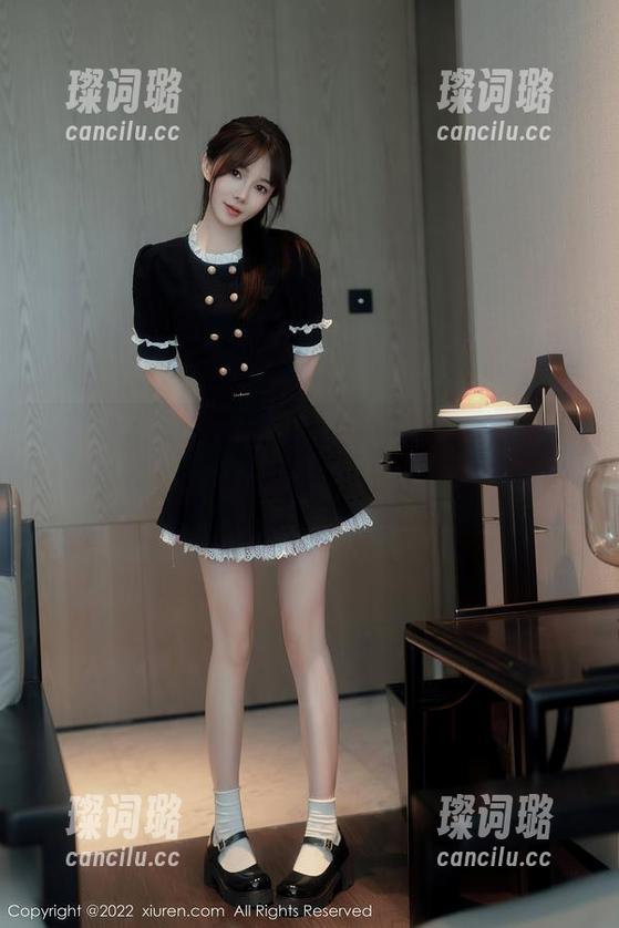 Xiuren秀人网-杨紫嫣Cynthia Xiuren秀人网 - 坦白说,修女形象在杨紫嫣Cynthia手里也太美了吧?