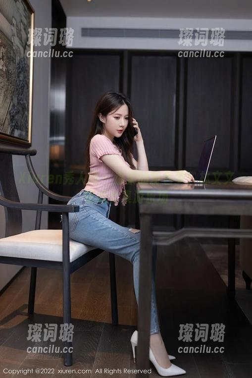 Xiuren秀人网-林文文 Xiuren秀人网 - 温柔的粉色梦:林文文壁纸合集游乐场