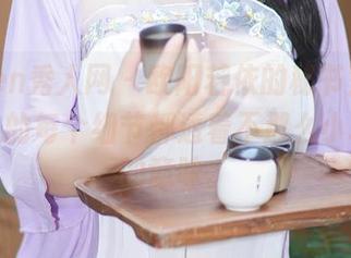 Xiuren秀人网 – 欧阳若依的秘书范儿，美图中的每个细节都透着不那么小巧玲珑的意味。
