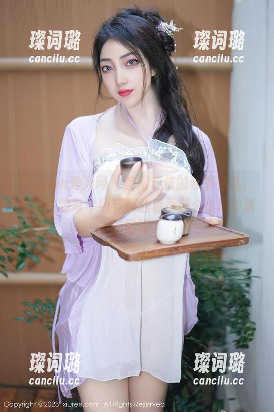 Xiuren秀人网-欧阳若依 Xiuren秀人网 - 欧阳若依的秘书范儿,美图中的每个细节都透着不那么小巧玲珑的意味。