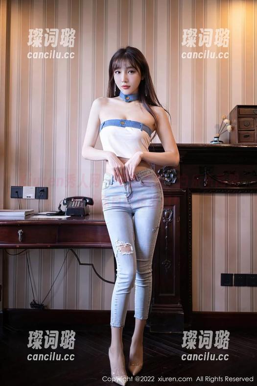 Xiuren秀人网-白乐乐 Xiuren秀人网 - 王道美图,白乐乐高跟鞋让你自信走出门!