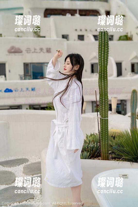 Xiuren秀人网 - “我们在短裤中聊聊”——美昕Yumi新作品集，听起来不错哦！