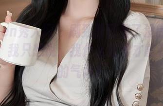 Xiuren秀人网 – 刷到蕾蕾醒了没的女神套图，我只想说：我什么时候才能有这样的气场？