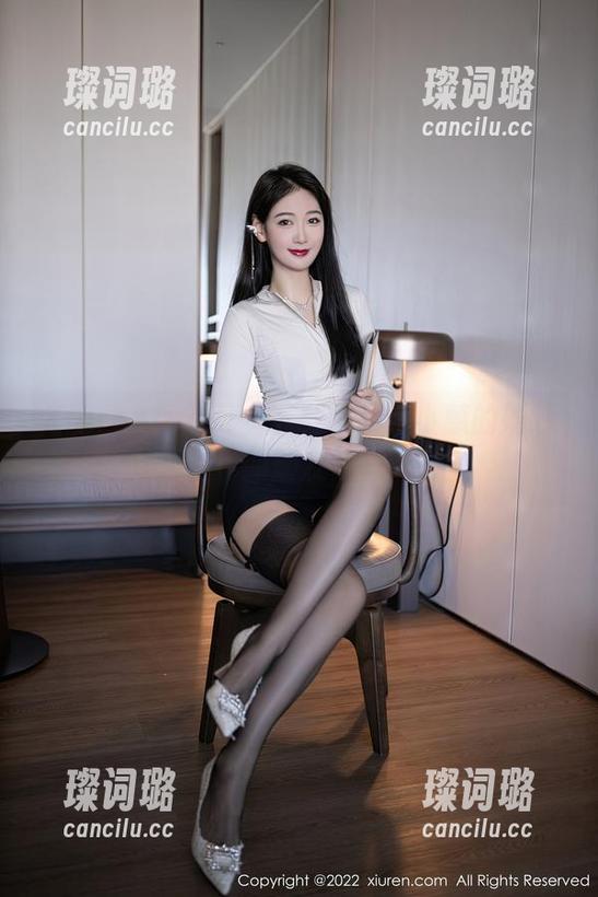 Xiuren秀人网 - 下载吧！谢小蒽的婚纱，让你的朋友惊掉下巴