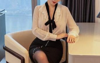 YouMi尤蜜荟 – 私藏周于希sandy泳衣照，原图和下载链接就在这里，趁热打铁！