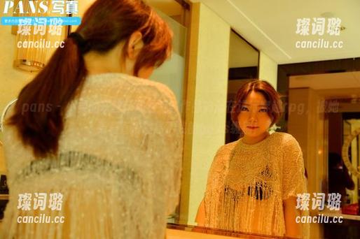 pans-小柔 pans - 小柔的灰丝,观看这部作品如同在进行穿越rpg,被她牵着直接提高了我的boss级别!