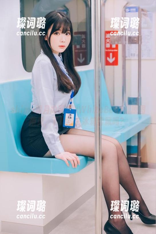 shimo霜月 shimo霜月的可爱#WhiteBear:原图所见,下载可去冰箱雪藏吗?