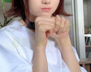 けん研(けんけん)的无圣光Birthday，图集里藏着小心思