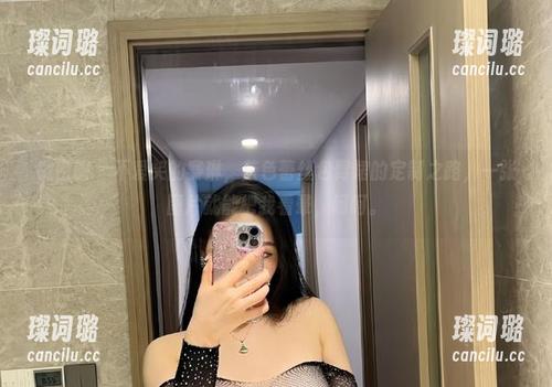 不爱笑的赛琳 微密圈 - 不爱笑的赛琳,蓝色蕾丝包臀裙的定制之路,一张图片就能把我看晕,呵呵。