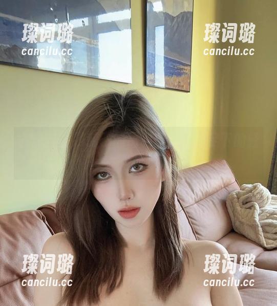乙醇子 微密圈 - 乙醇子的福利图集,裸足下的轻盈步伐