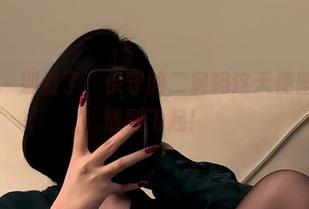 微密圈 – 别看了，保守的二舅妈这天使壁纸真高清到飞起！