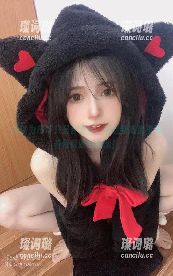倦倦喵 本以为吊带只是件衣服,没想到高清里藏着倦倦喵的精髓!