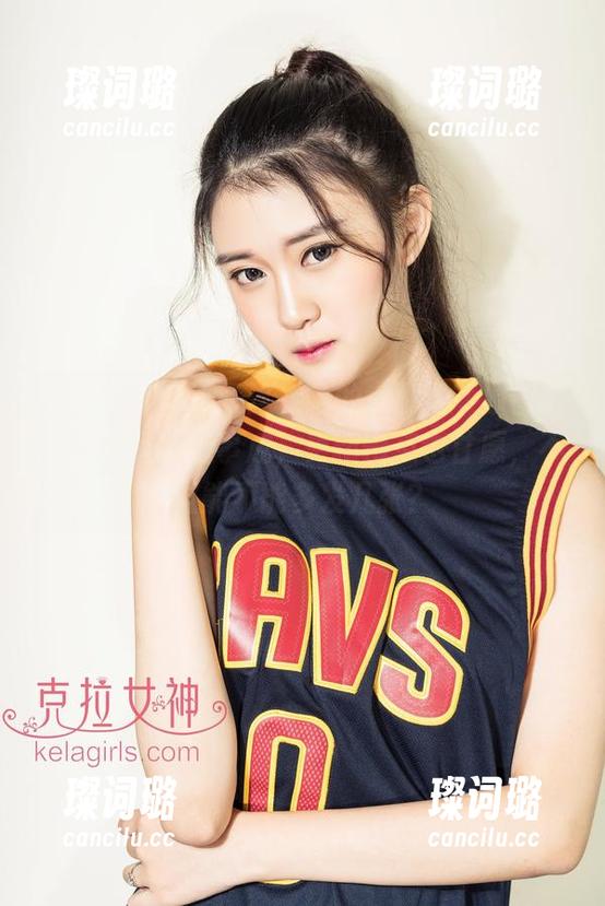 克拉女神-妮子 克拉女神 - 妮子这次给的“御姐”原图大概是要我心想事成,更新慢点也甘愿,不过能不能多发几张?