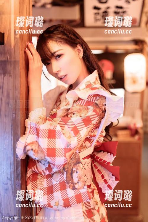嗲囡囡-史雯Swan 嗲囡囡 - 图集分享:和服对于史雯Swan来说就像是一层保护壳,真有意思!