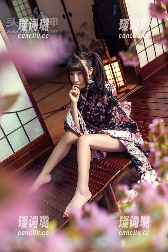 头条女神-古丽苏·阿依木 头条女神 - 古丽苏·阿依木日常,洗内衣之余惊现不起眼的高清图库