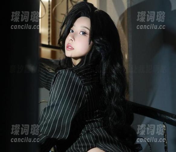 奈汐酱Nice的梦里有啥？免费的套图让我犯嘀咕——果然出乎意料！