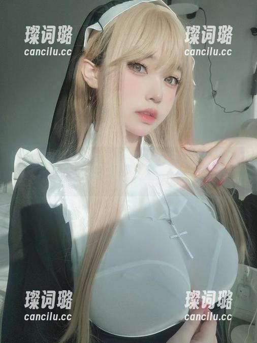 女主K 全套图集!女主K的圣诞麋鹿,萌得让人忘记抽薪火啦!