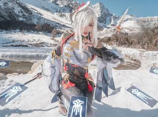 写真《厄运小姐》：究竟是战队还是约会？如月灰来解密