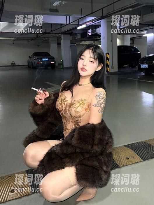 小u优优子 微密圈 - 小u优优子的写真来啦,全套肉丝一个比一个诱人,别说我没提醒你!