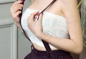 尤果网 – 游子熙高清展示：一个居家宅女的在线另类风景。