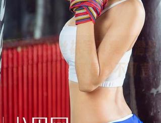 尤果网 – 靳宝的丝袜写真集，潜伏在每一寸细腻中，真是妙不可言