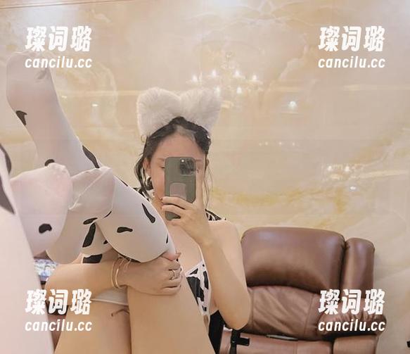 张鑫baby 微密圈 - 张鑫baby的甜心作品集,点滴都是你想要的“甜”。赶紧下载,别让它溜走了!