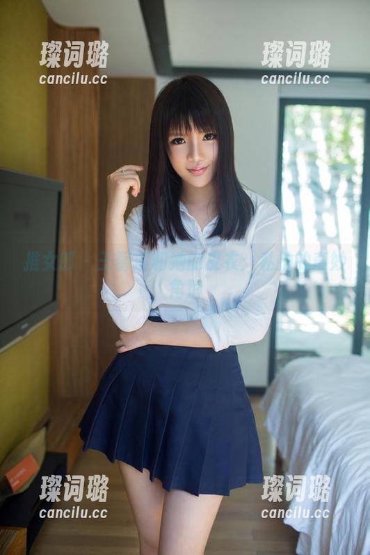 推女郎-王馨瑶 推女郎 - 王馨瑶和她的皮衣:私拍的奇妙角落