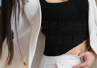 星颜社 – 温心怡的裤里丝模特日常，高清写真带给你丝般顺滑的视觉体验!