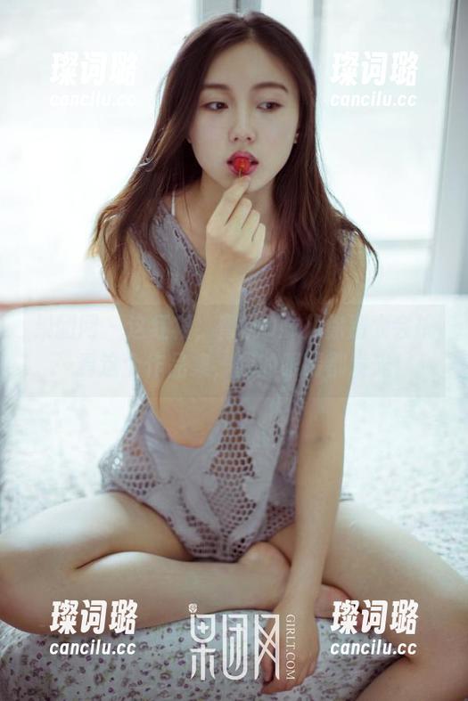 果团网-蜜桃Q妹儿 果团网 - 这红裙,蜜桃Q妹儿你别太会挑…看这个作品集,我的眼睛都发光!