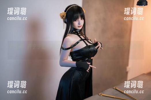 作品中桜井宁宁的纯欲少女，原图上似乎隐藏了一些…不说也罢。