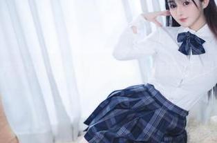 高清！桜井宁宁的天台图册，难道她在这儿做阳台瑜伽？