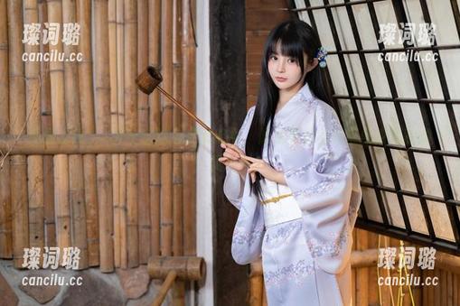 桜井宁宁 新图上线!桜井宁宁这身皮衣修女,像是要走出教堂拯救迷路的灵魂。