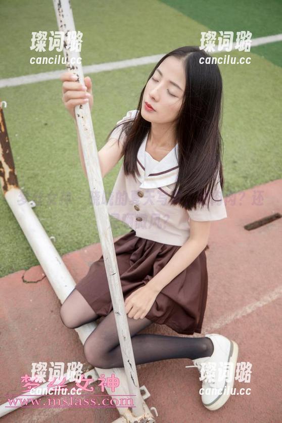 梦丝女神-晓晓 梦丝女神 - 晓晓的夏天写真,晒肉肉?还是晒微风?