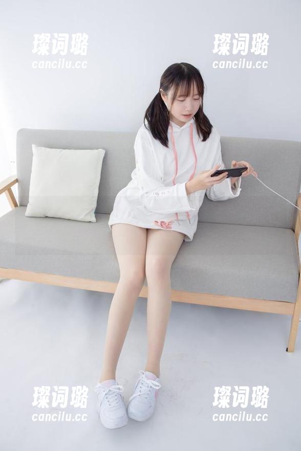 森萝财团 森萝财团倾情奉上,穿上肉丝空姐制服,你也能在网盘里“飞”!