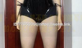微密圈 – 看到楚楚不吃鱼姐姐的写真，我的心思已经飞到天外去了。