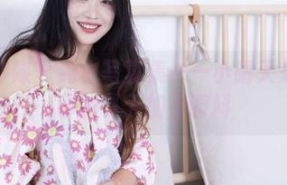 物恋传媒 – 纯白写真集——小晴天来给无聊的夏天加点调料